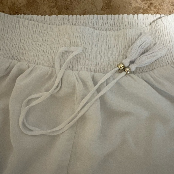 White Flowy Pants - Picture 4 of 5